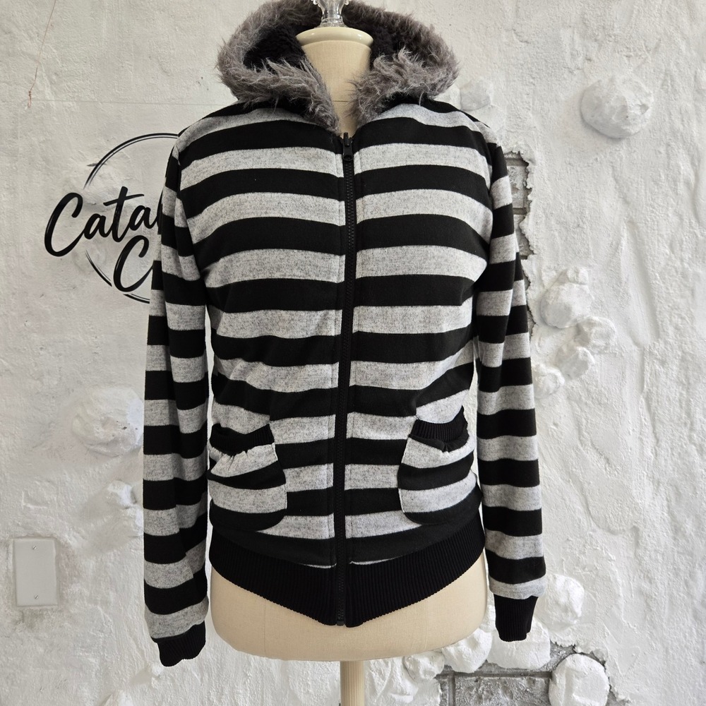 Live to be Spoiled Black Grey Striped Zip Up Hoodie Sz L Sherpa Winter Fall Cozy